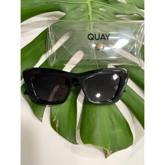 Quay On the Radio Black Cat Eye frame Polarized Sunglasses main image 5